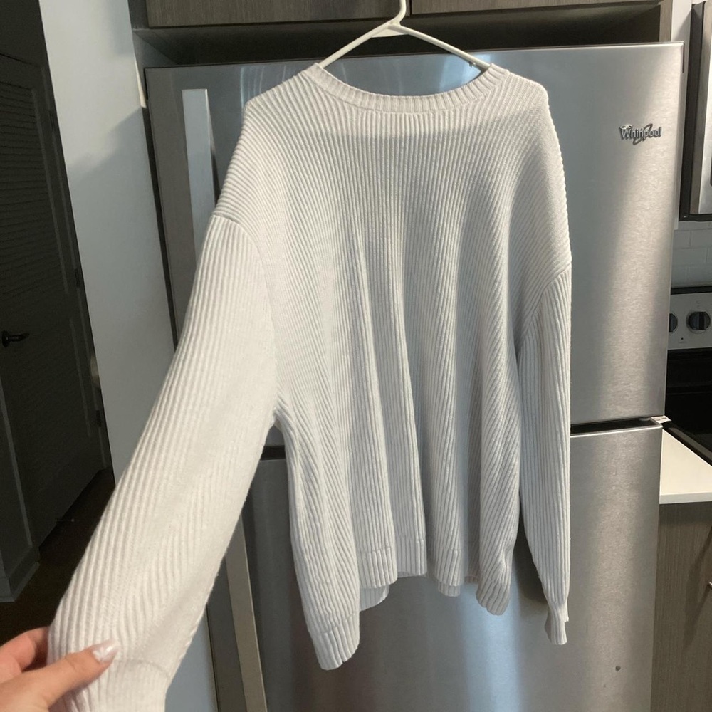 Hollister Women's White Ribbed Turtleneck Sweater